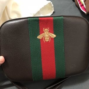 **make an offer**Gucci Bee Crossbody Camera bag